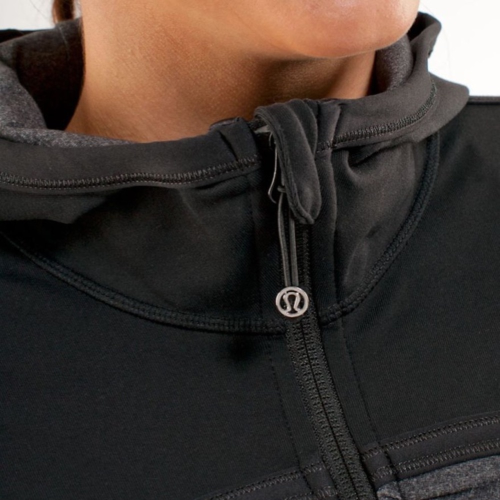 Lululemon Pure Balance Jacket
Black ruching black grey heathered - Picture 7 of 15